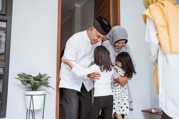 How To Treat Elderly In Islam? A Guide For Modern Kids