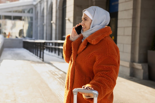 How To Wear An Abaya In Winter?