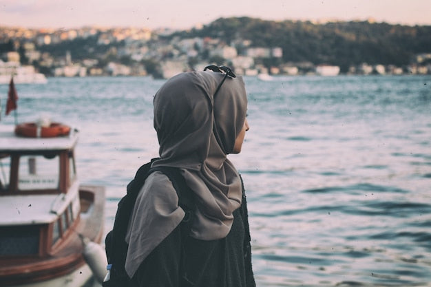 The Do's & Don't Of Modest Clothing In Islam