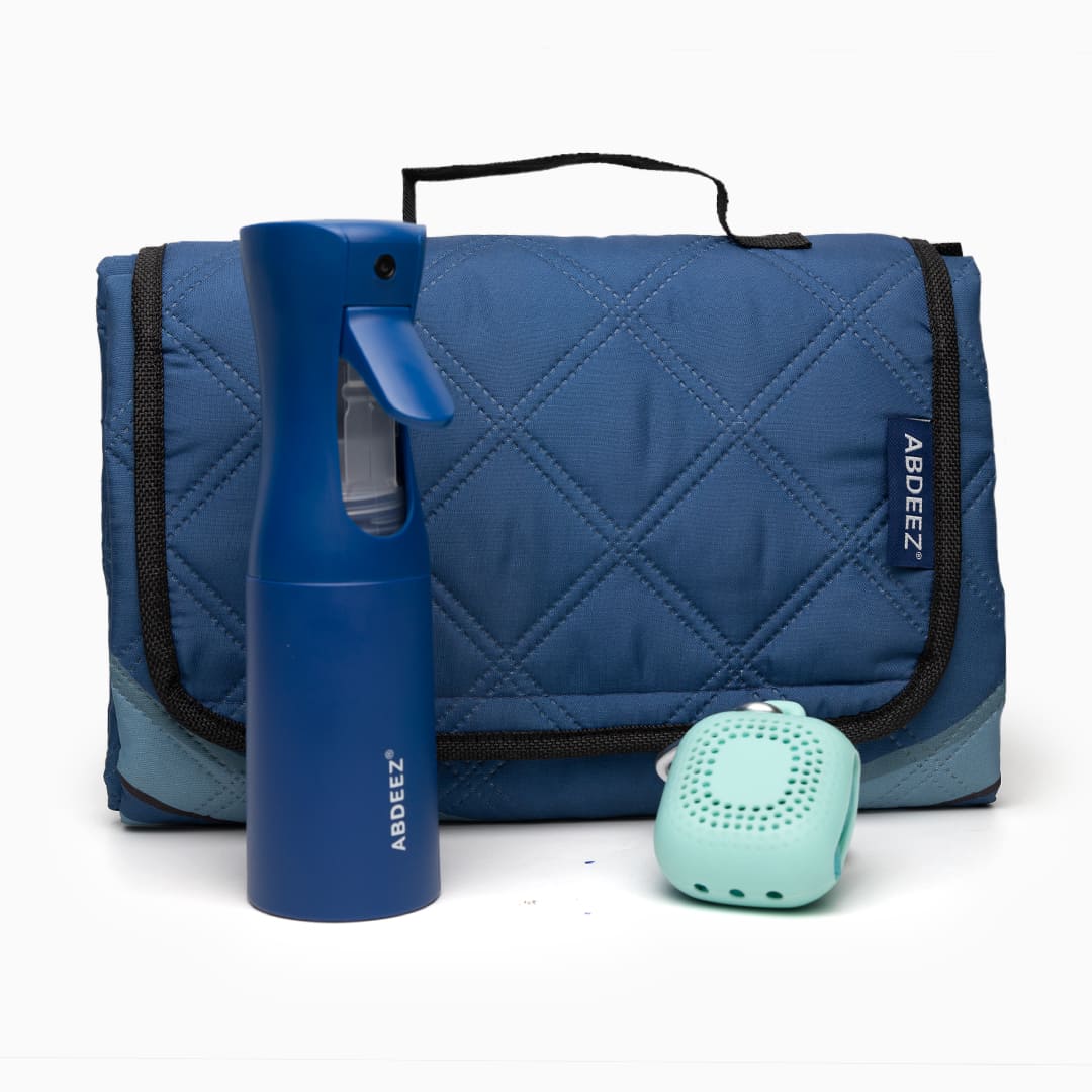A front view image showing products included in the bundle (wudhu spray, ablution towel and salahtrek)